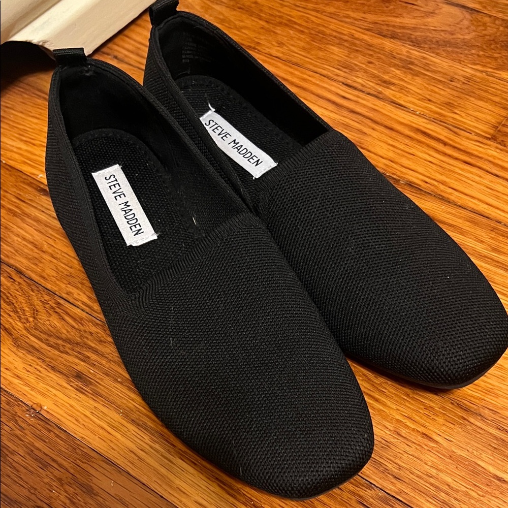 Steve Madden Men's Classic Black Loafers